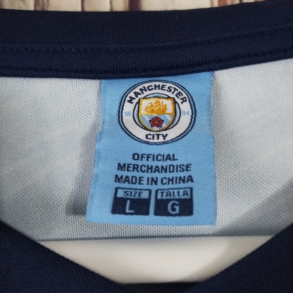 Manchester City FC Official Merchandise Soccer Football Shirt Size Large NWT! - Picture 5 of 5